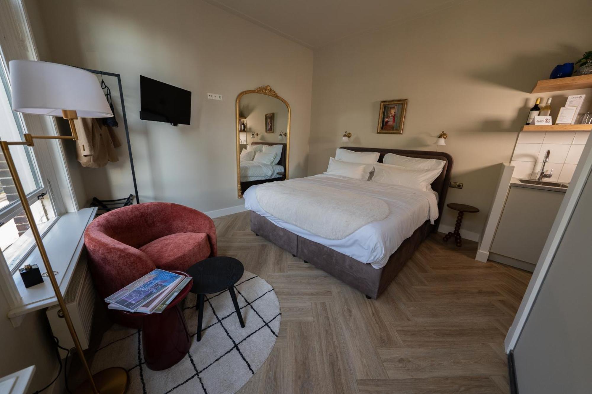 Boutique Hotel By Atelier Nijmegen Room photo